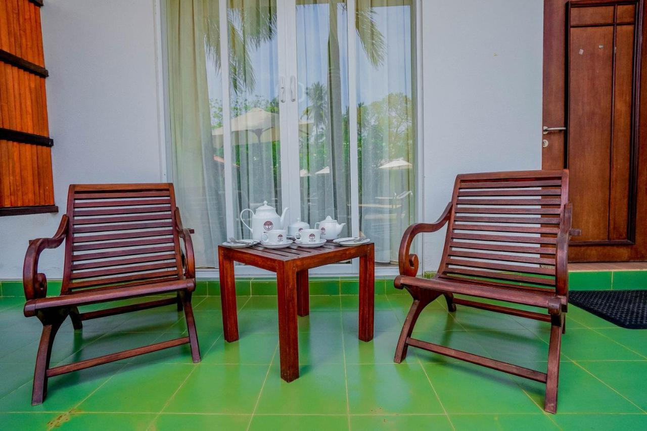 Hotel Tamarind Tree Tissamaharama Extérieur photo