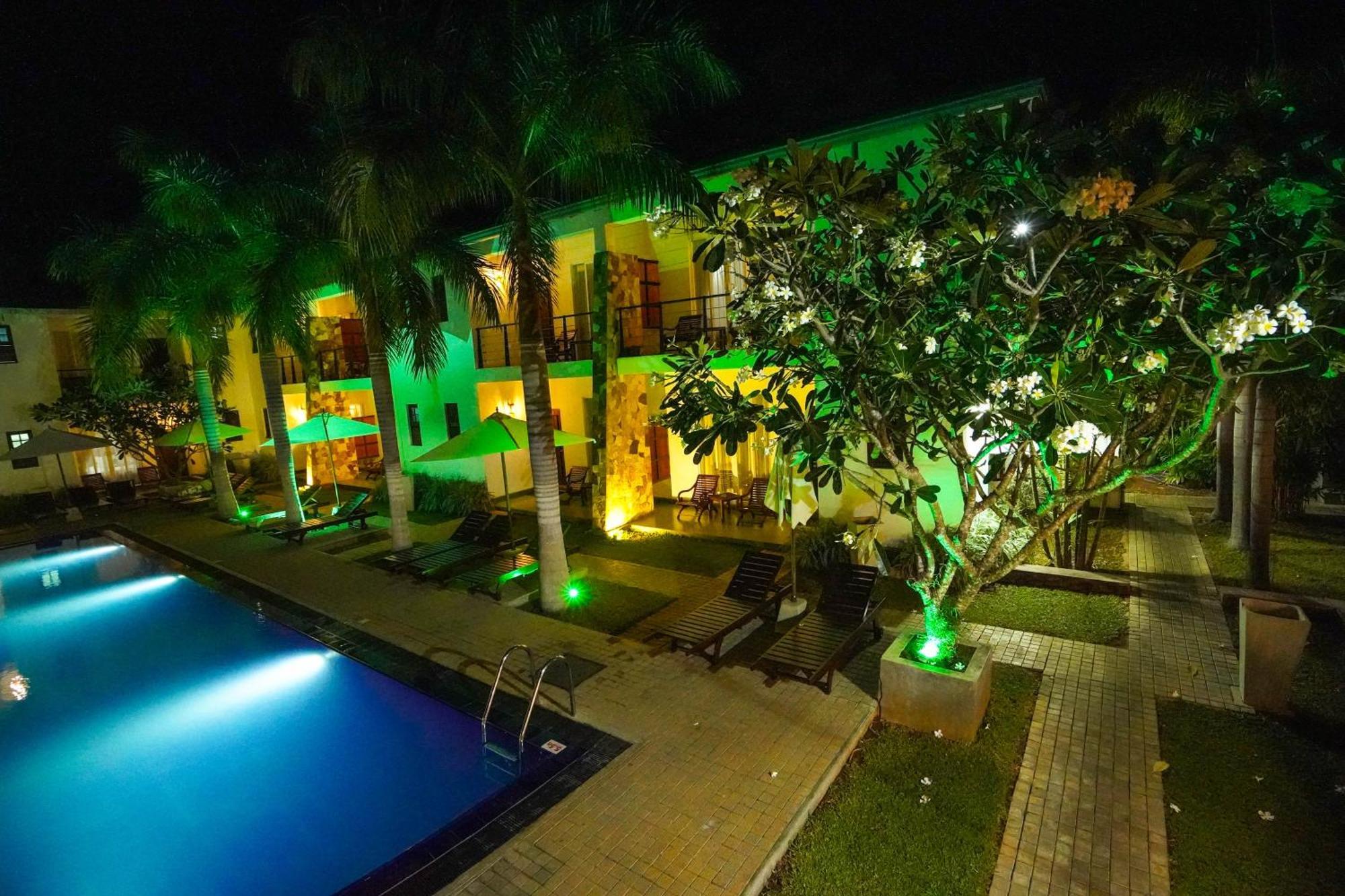 Hotel Tamarind Tree Tissamaharama Extérieur photo