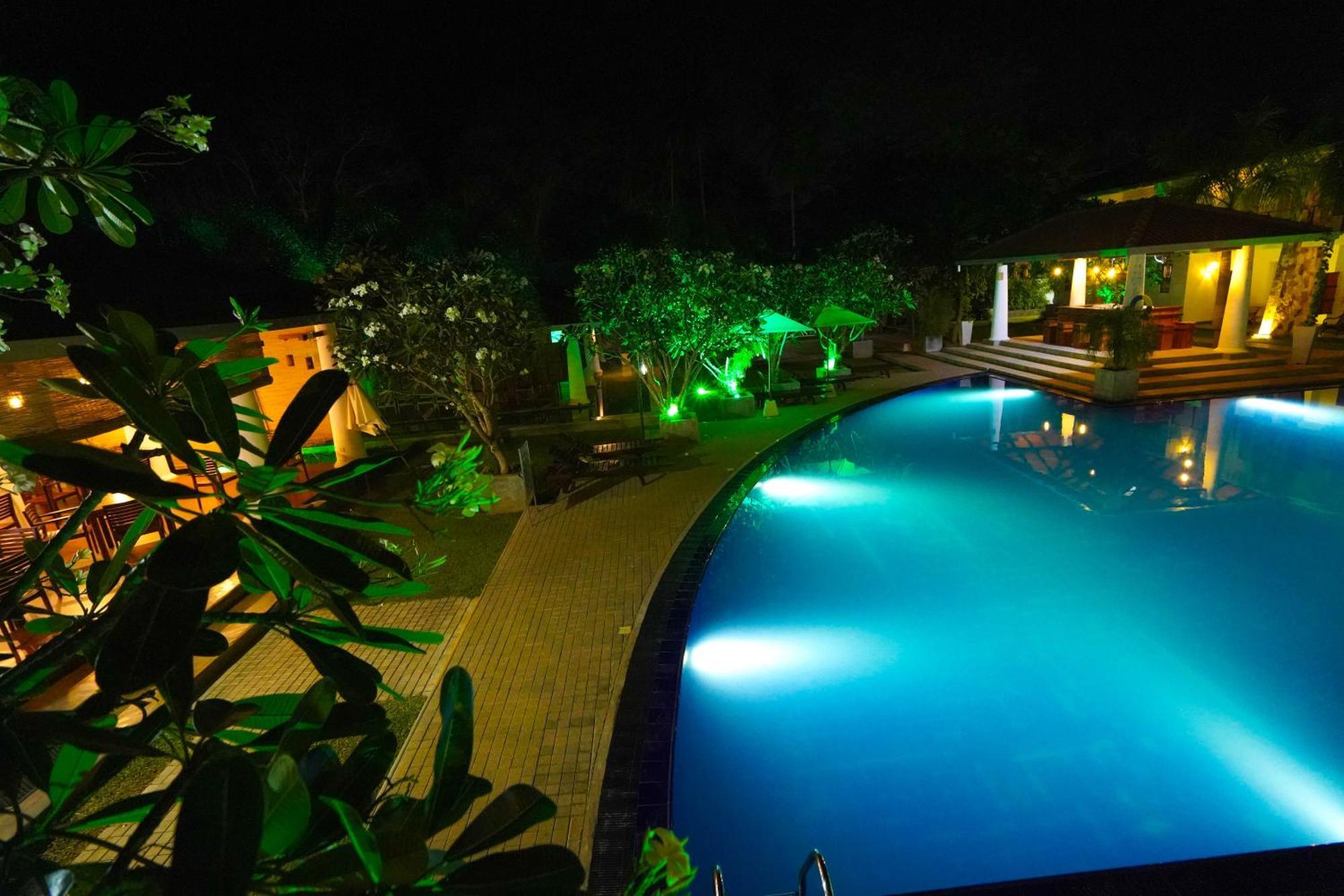 Hotel Tamarind Tree Tissamaharama Extérieur photo