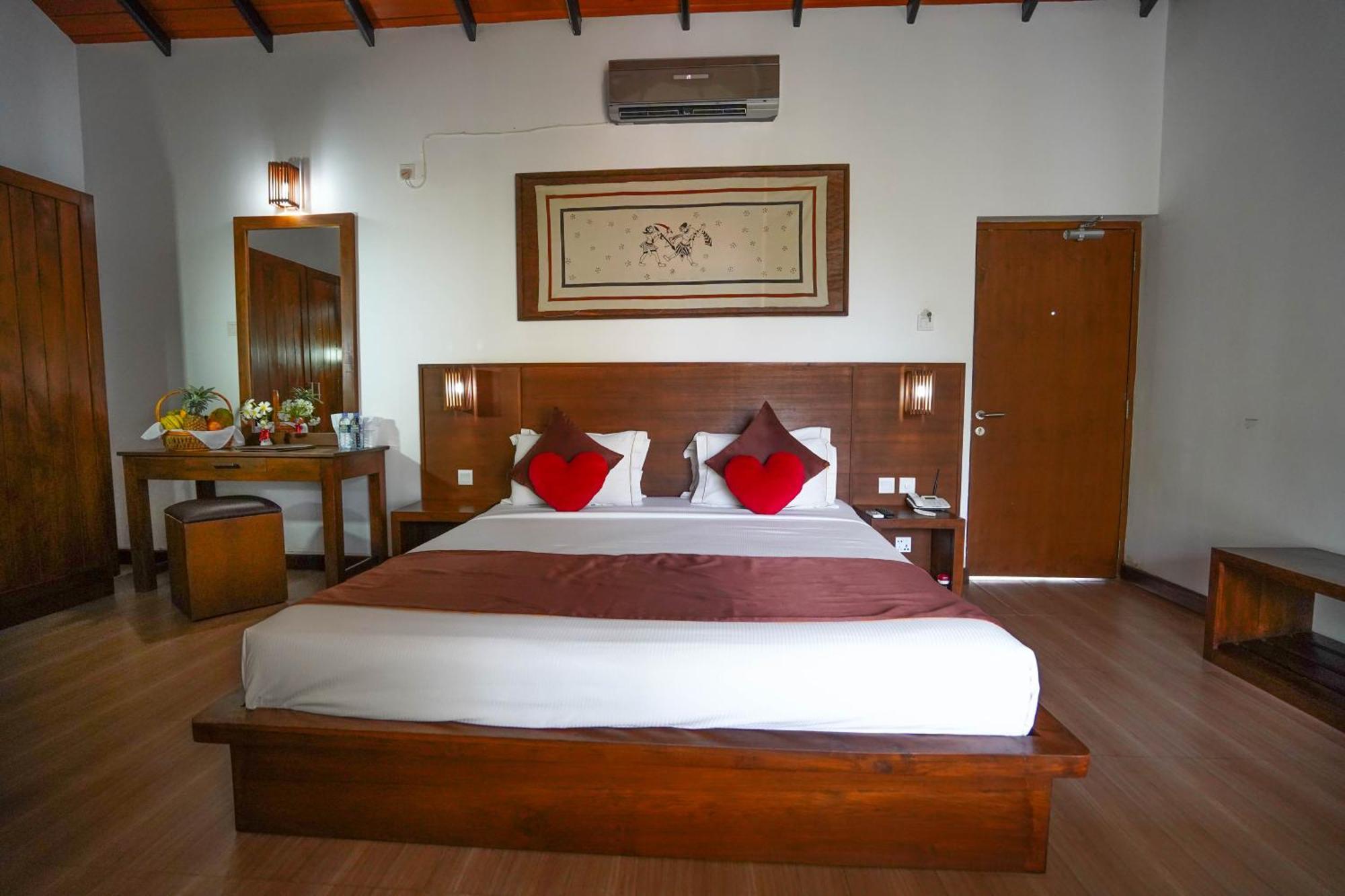 Hotel Tamarind Tree Tissamaharama Extérieur photo