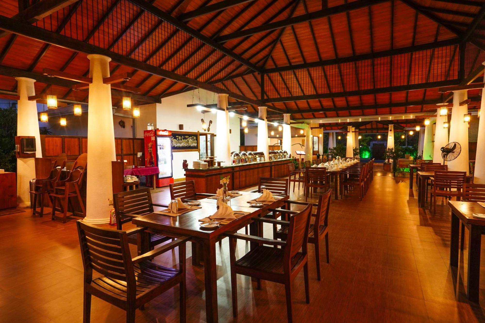 Hotel Tamarind Tree Tissamaharama Extérieur photo